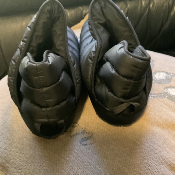 The North Face Thermoball Traction Bootie - Picture 4 of 8